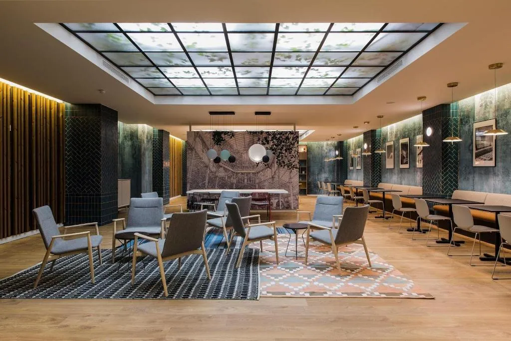 Restaurant, Sleep & Fly, Barcelona