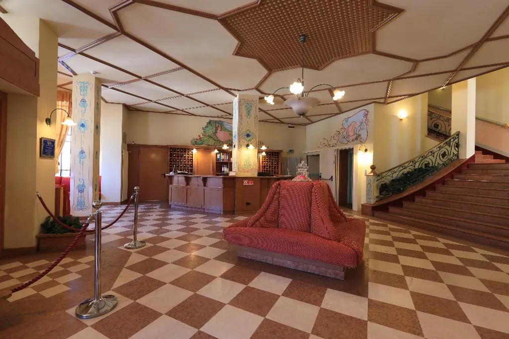 Lobby, Swadeshi Palace Ponte di Legno Resort, Milan