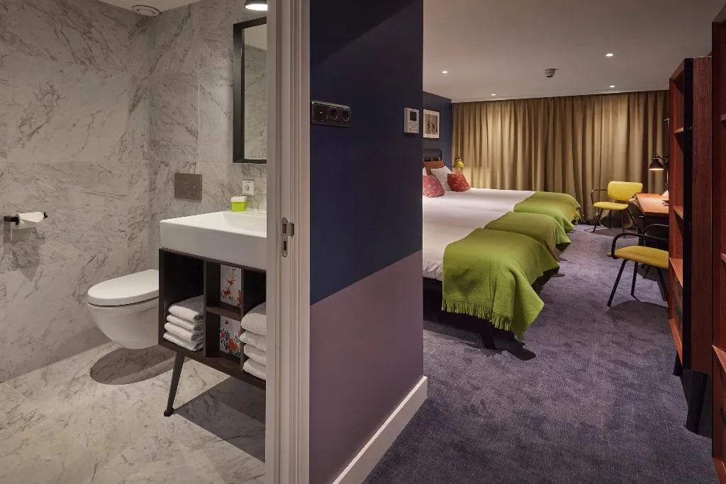 FAMILY ROOM STANDARD Room, Hotel Lion d'Or, Amsterdam