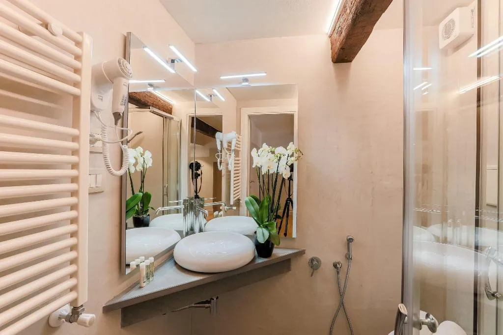 Room, Relais Tosinghi, Florence
