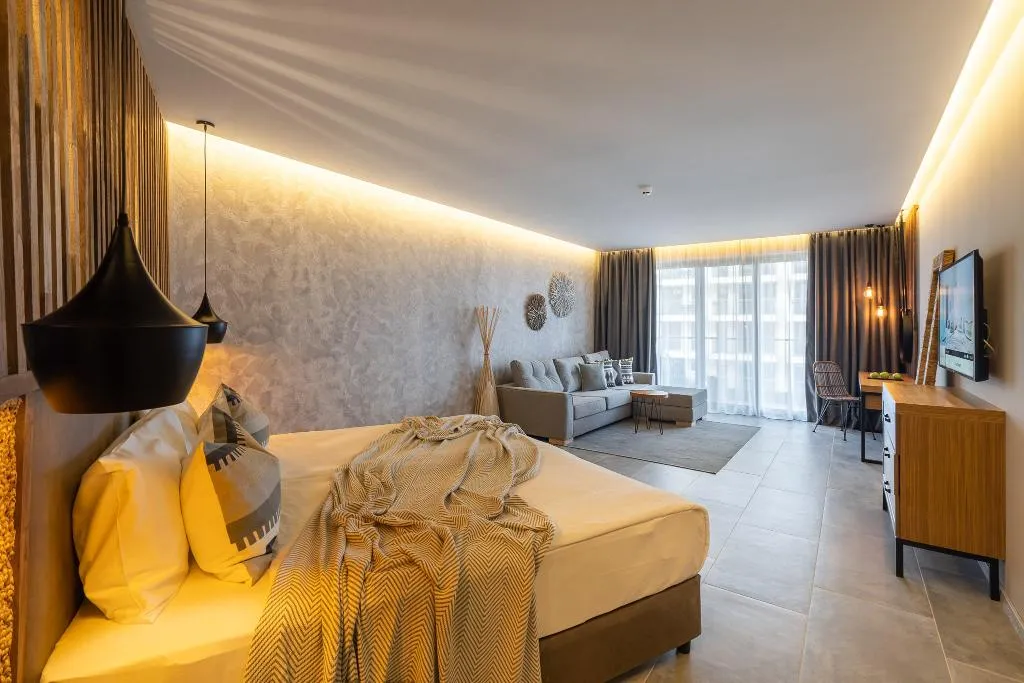 JUNIOR SUITE SIDE SEA VIEW Room, Grifid Hotel Vistamar, Varna