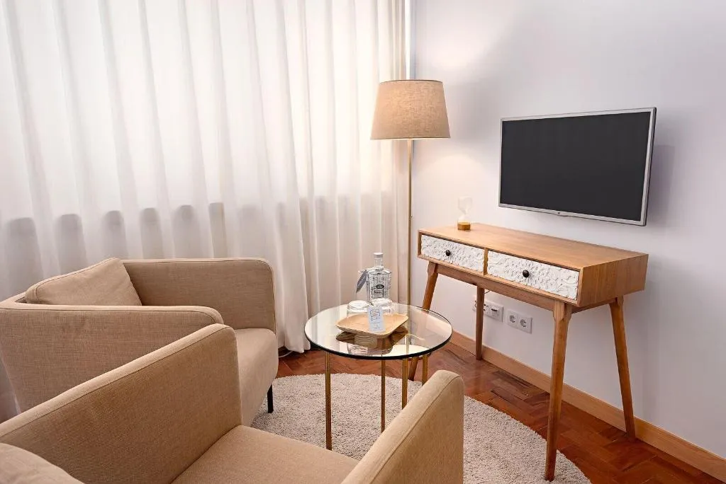 Room, Oporto Stories Apartments - Santa Catarina, 219, Porto