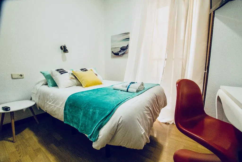 SINGLE STANDARD Room, Vazquez de Mella Boutique Gran Vía, Madrid
