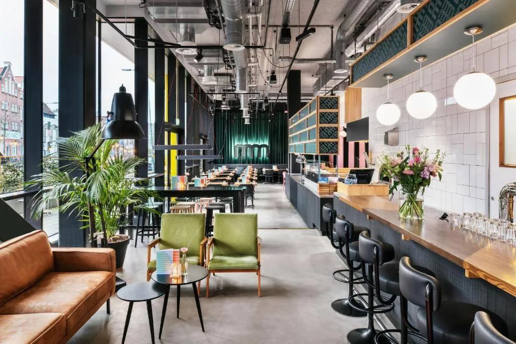 Bar, The Social Hub Groningen, Amsterdam