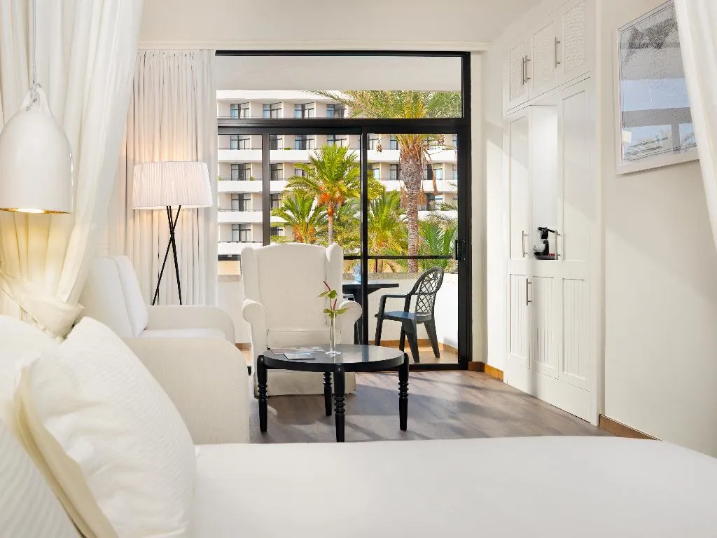 JUNIOR SUITE STANDARD Room, H10 Conquistador, Tenerife