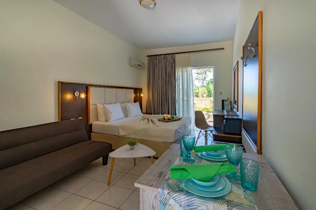 APARTMENT SUPERIOR Room, George Beach Studios, Rhodes