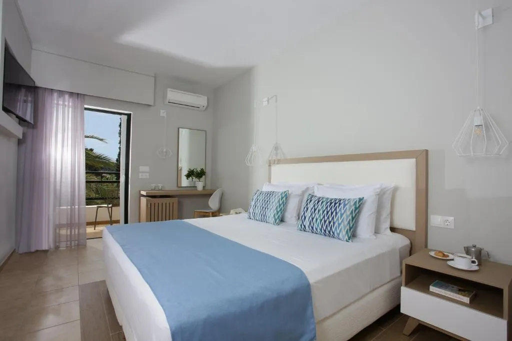 Double or Twin SUPERIOR GARDEN VIEW Room, Paradise Hotel Corfu, Corfu