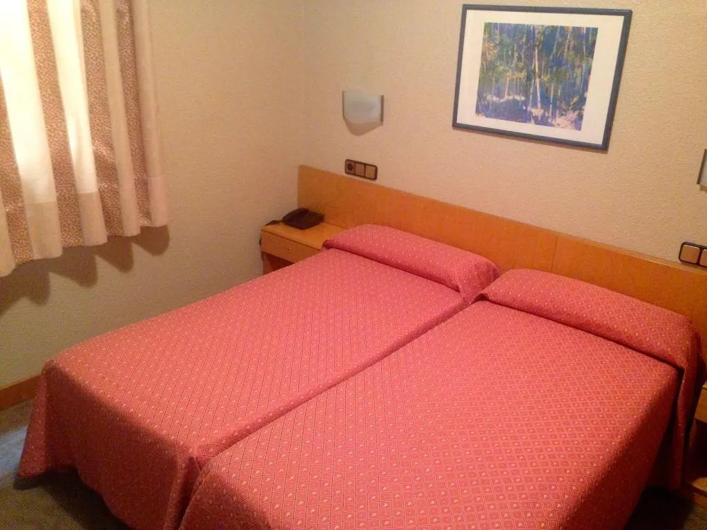 Room, Studios Pelayo, Barcelona