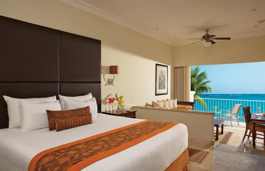 JUNIOR SUITE OCEAN FRONT KING BED Room, Dreams Tulum Resort & SPA All Inclusive, Cancun Area