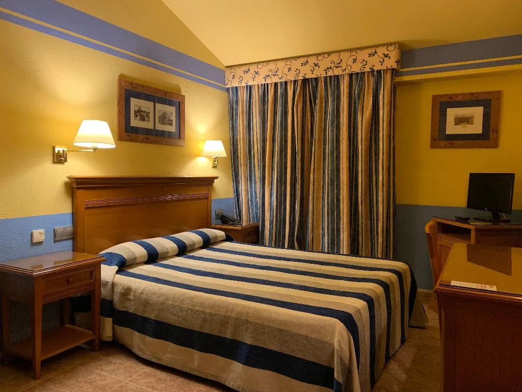 SINGLE STANDARD Room, La Sierra, Andalucia