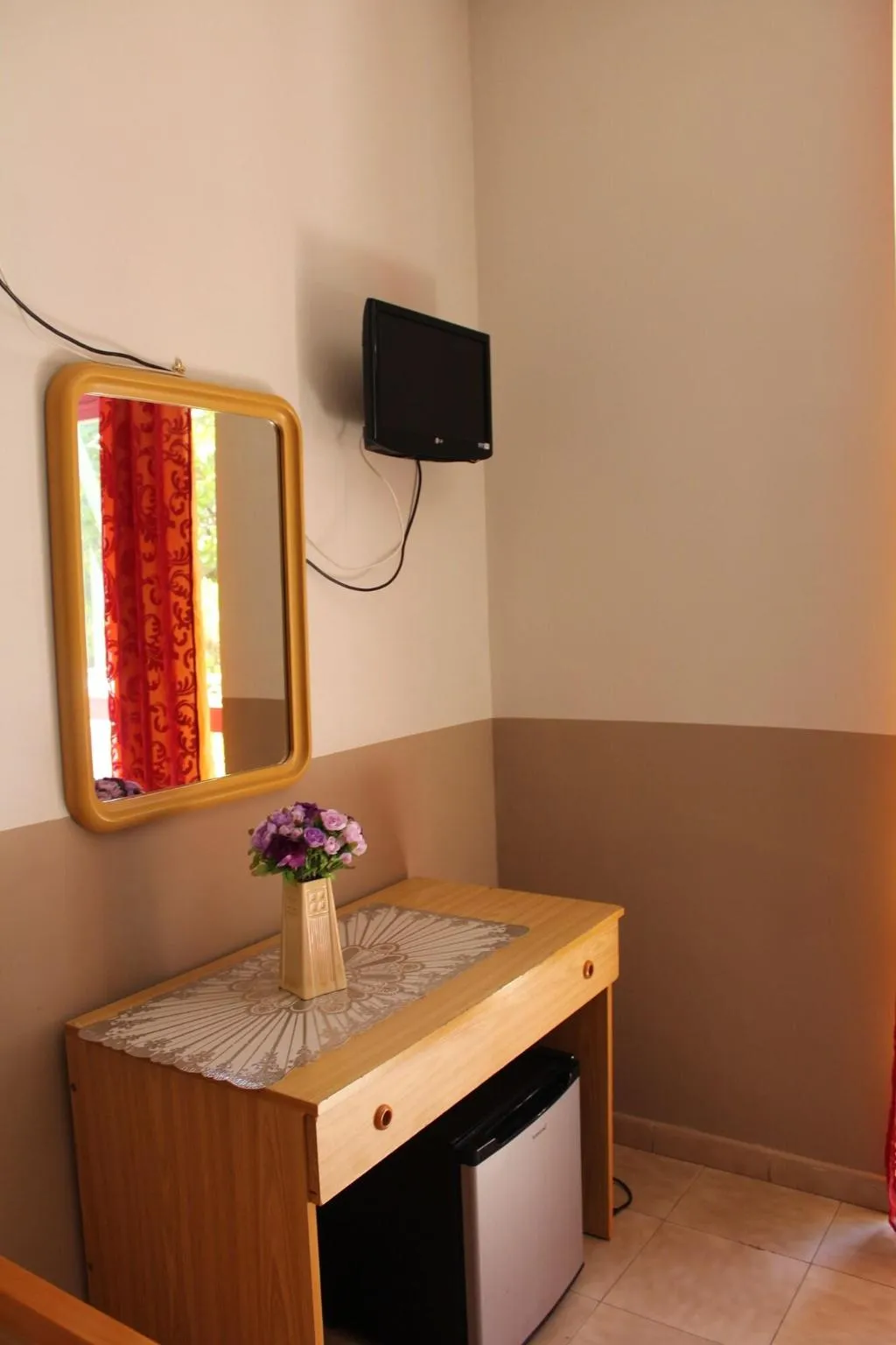 Room, Hotel Santuario Pompei, Naples