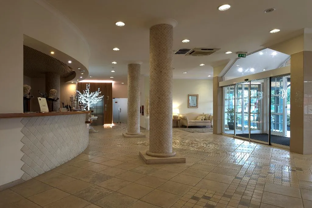 Lobby, Anadia Cabecinho, Porto