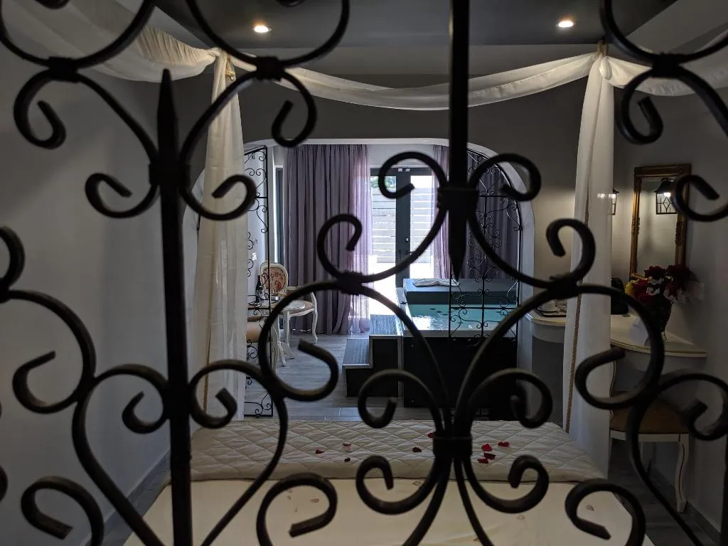 SUITE WITH JACUZZI Room, Anagenessis Village, Zante