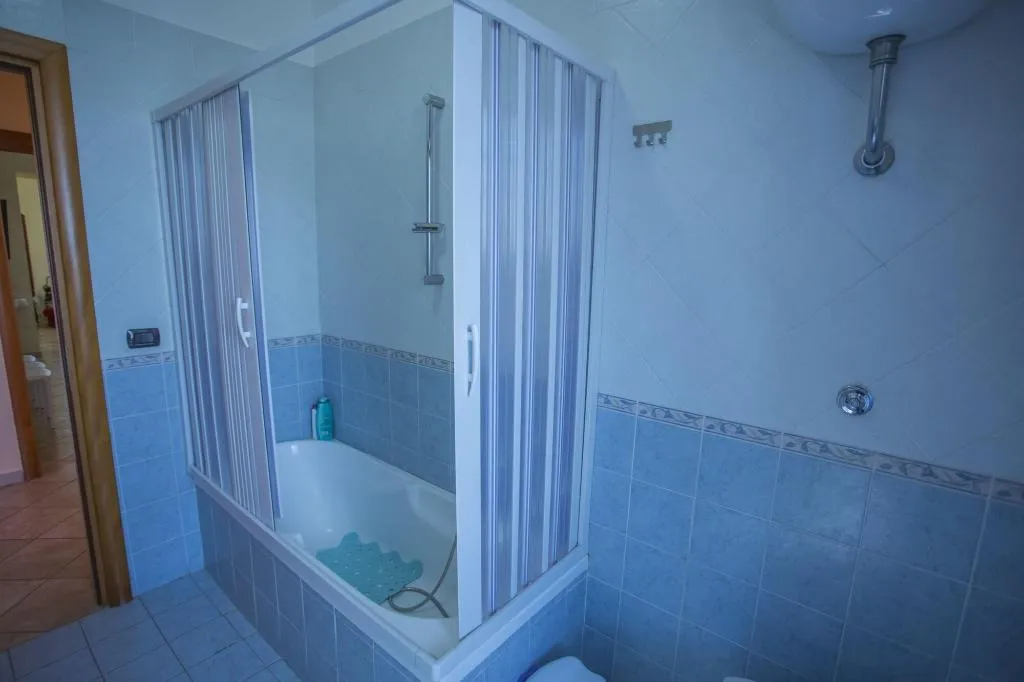 Room, Sanfralù, Naples