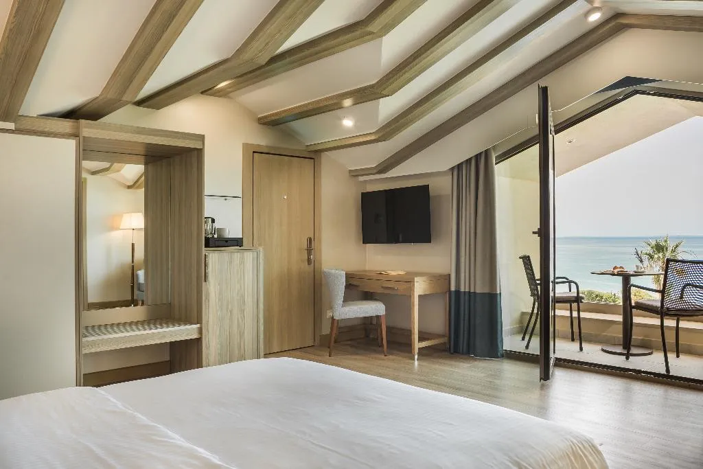 FAMILY ROOM SEA VIEW CAPACITY 3 Room, Electra Kefalonia Hotel and Spa, Kefallinia