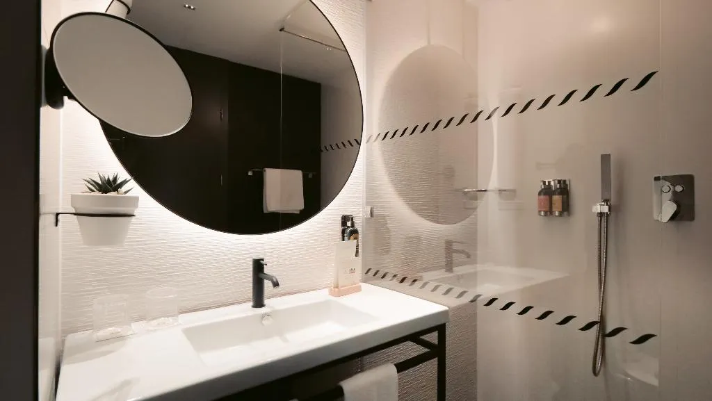 Double or Twin DELUXE Room, The Embassy Valletta Hotel, Malta