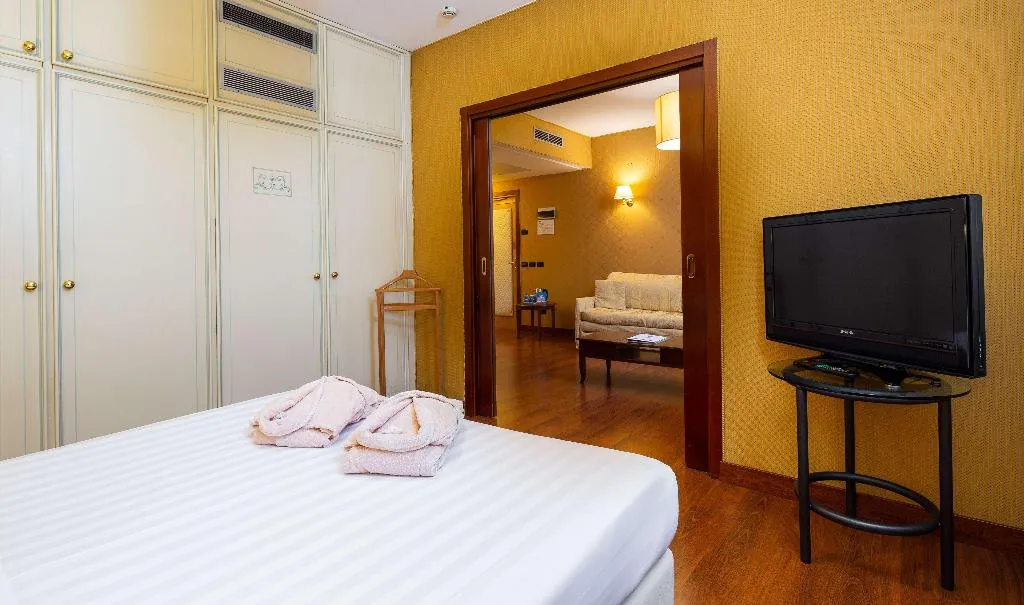 QUADRUPLE STANDARD Room, Best Western Air Hotel Linate, Milan