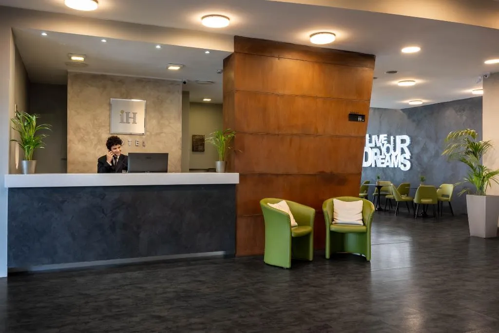 Lobby, iH Hotels Milano Lorenteggio, Milan