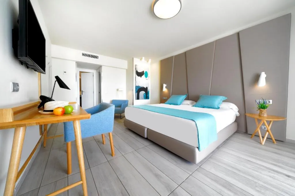 JUNIOR SUITE POOL VIEW Room, Aqua Suites Hotel Boutique, Lanzarote
