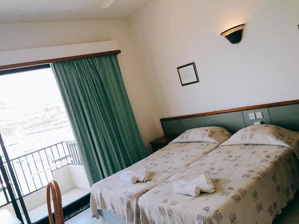 STUDIO STANDARD Room, Porto del Sol, Malta