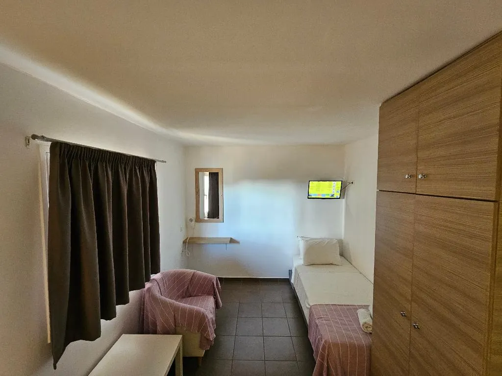 STUDIO CAPACITY 3 Room, Elounda Sunrise Apartments, Crete