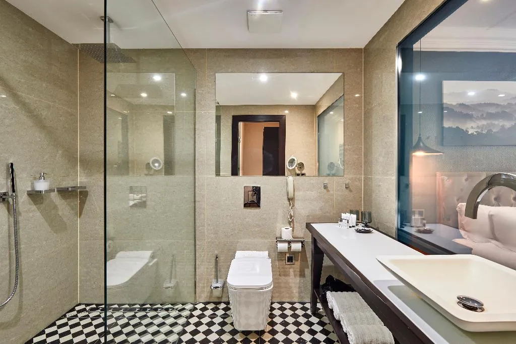 DOUBLE SUPERIOR WITH BALCONY Room, Hotel Cortes Rambla, Barcelona