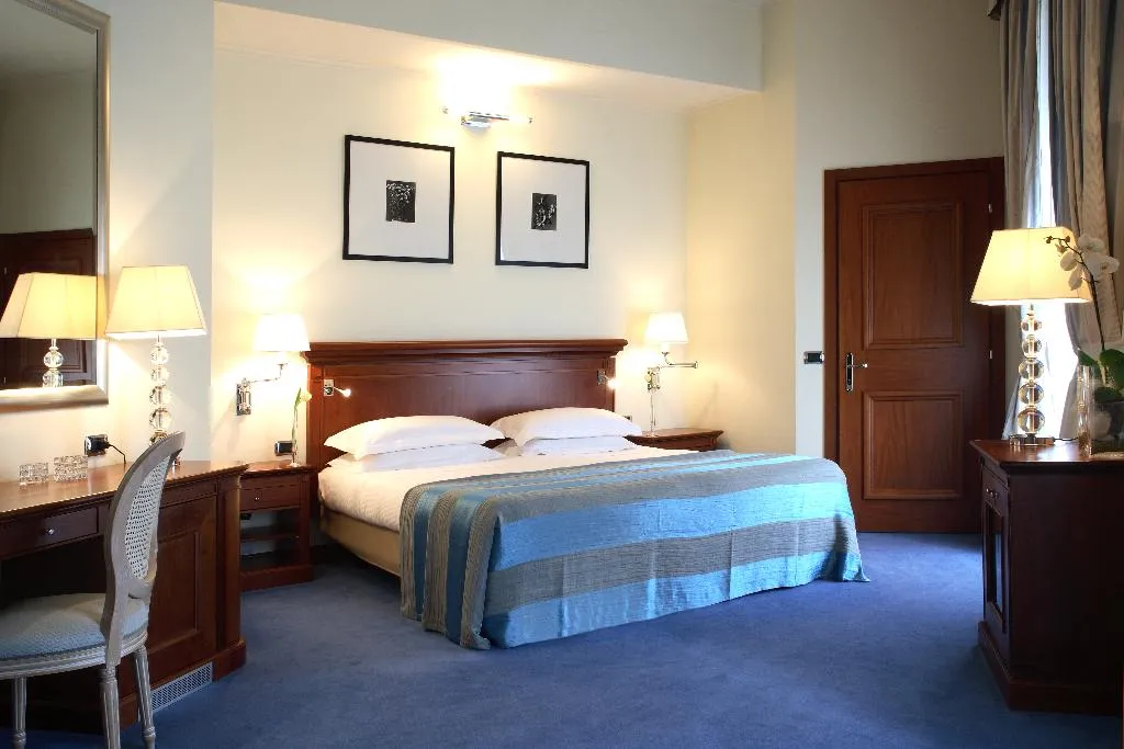DOUBLE SINGLE USE SUPERIOR Room, Starhotels Terminus, Naples
