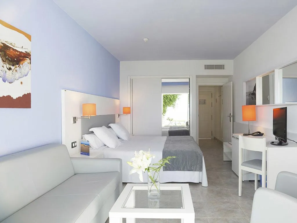Double or Twin CAPACITY 4 Room, Club Jandia Princess, Fuerteventura