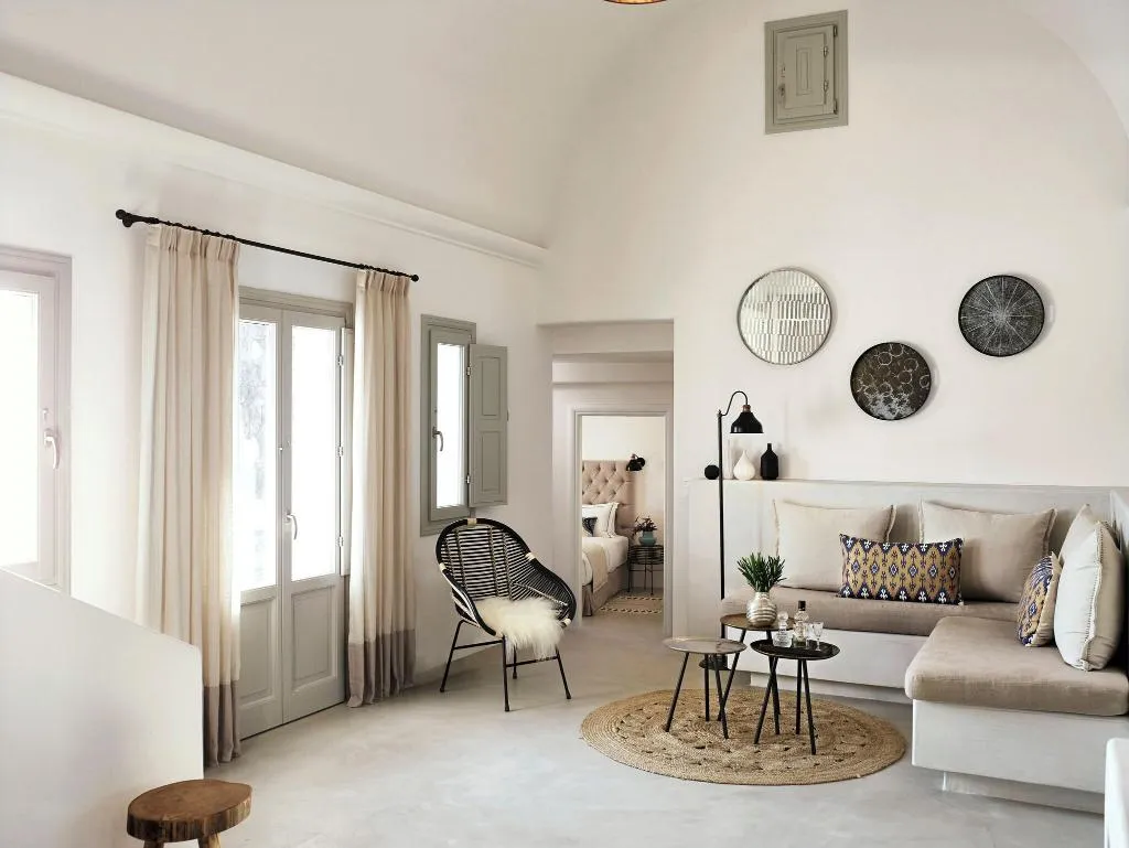 Room, Santo Pure Oia Suites and Villas, Santorini