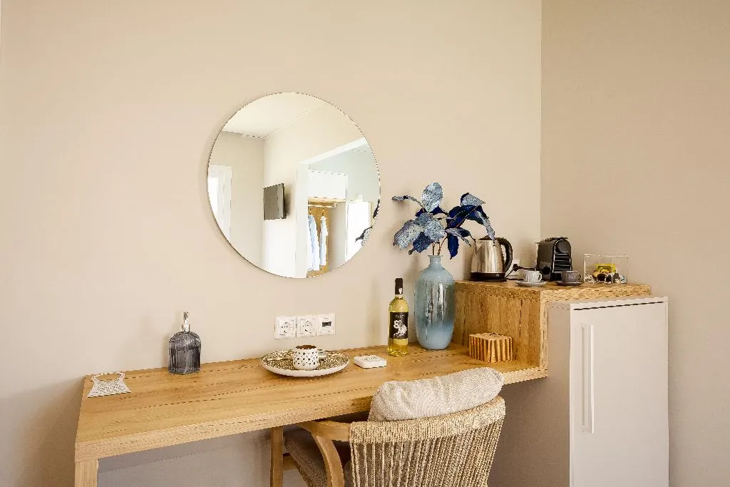 SUITE SUPERIOR WITH TERRACE Room, Sarpidon Suites, Crete
