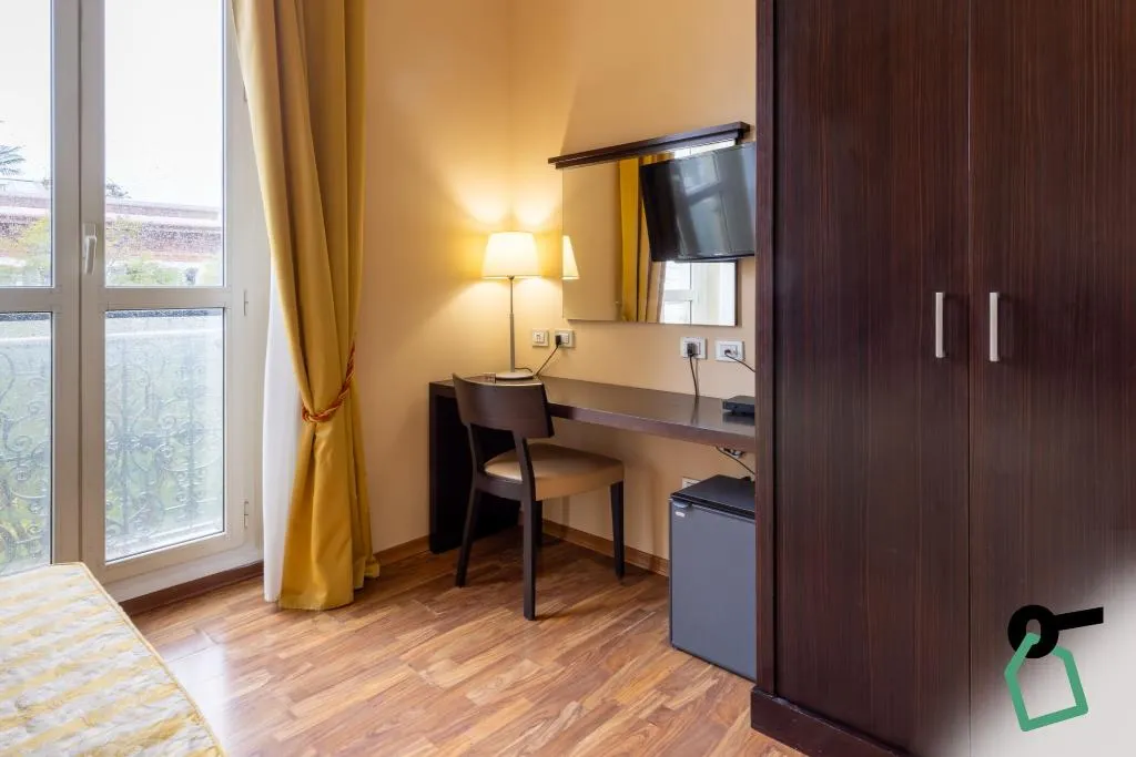 Double or Twin STANDARD Room, Hotiday Cagliari Lungomare, Cagliari