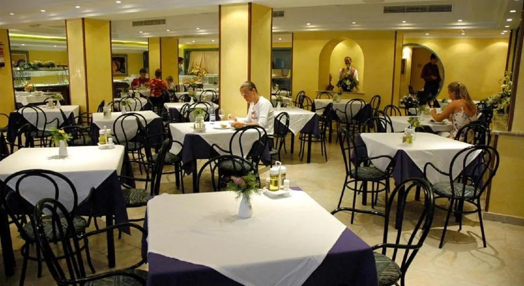 Restaurant, Hotel Peymar, Majorca