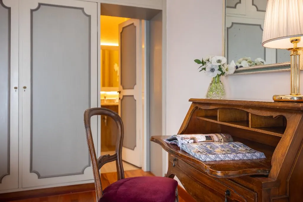 DOUBLE SUPERIOR Room, Forum, Rome