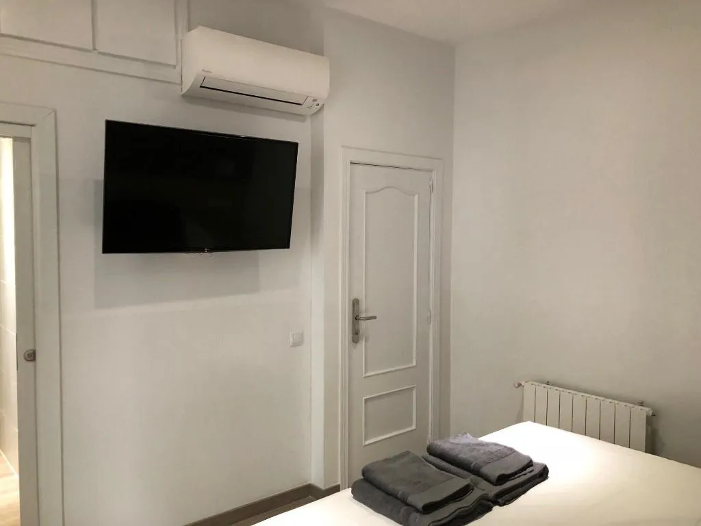 Room, Hostalin Madrid Atocha, Madrid
