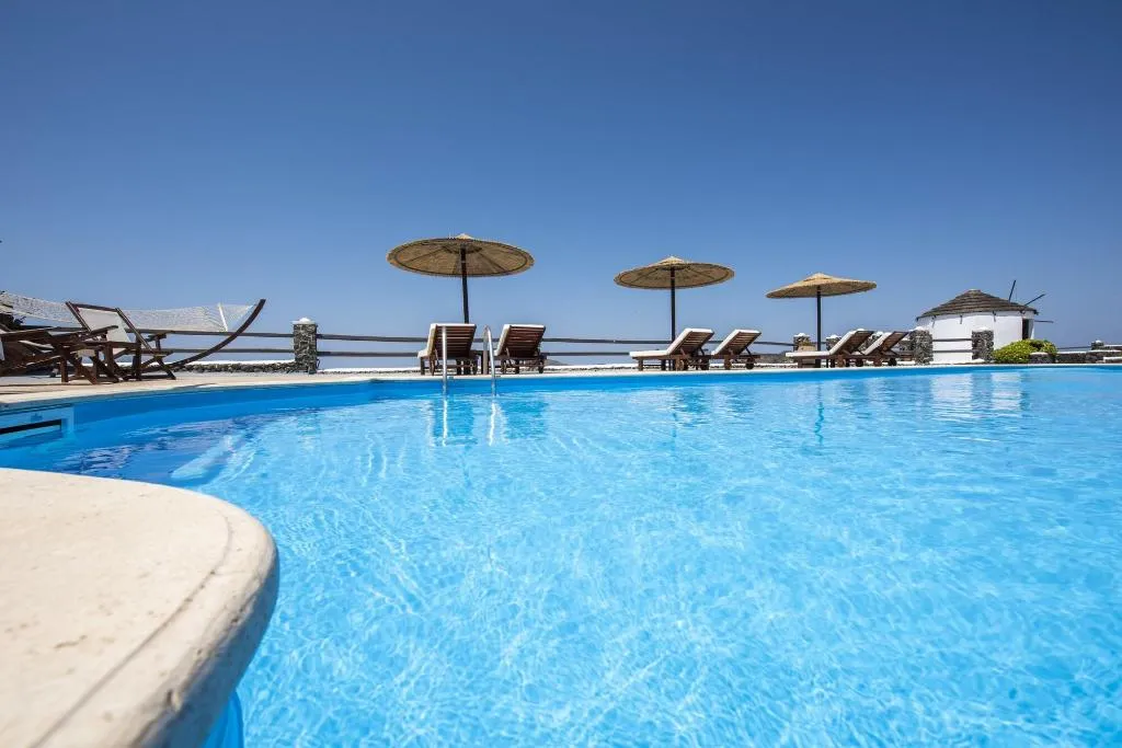 Sports and Entertainment, Caldera Memories, Santorini