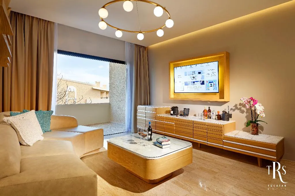 SUITE WITH JACUZZI Room, TRS Yucatan Hotel, Cancun Area