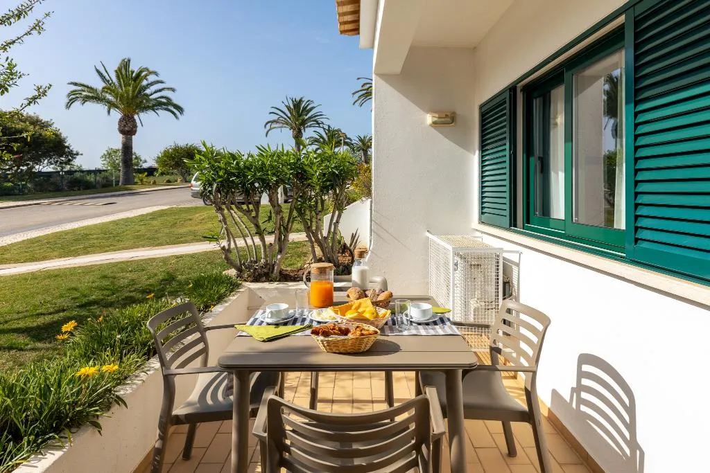 APARTMENT TWO BEDROOMS Room, Parque Monte Verde, Algarve