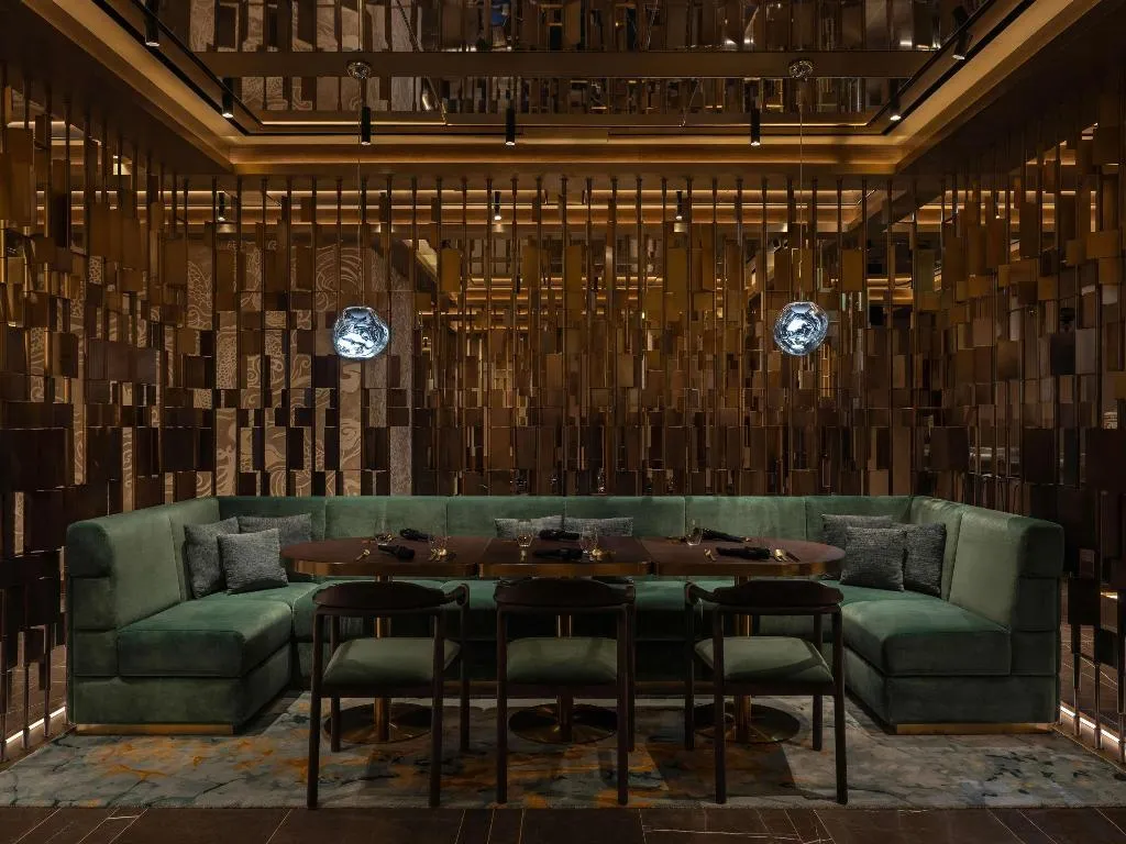 Restaurant, SO/ Uptown Dubai, Dubai