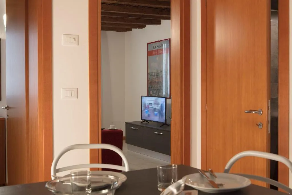 APARTMENT CAPACITY 2 ONE BEDROOM Room, Appartamenti Commercio & Pellegrino, Venice