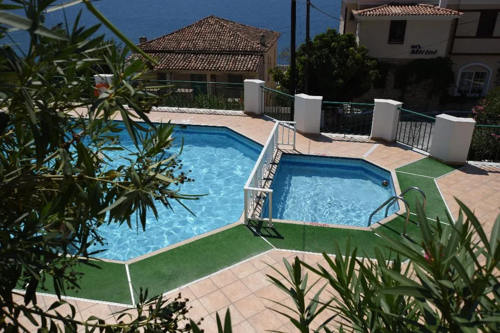 Pool, Anthemis, Samos