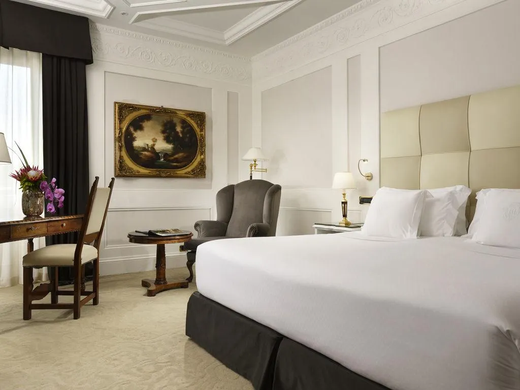 DOUBLE DELUXE Room, Splendide Royal Rome, Rome