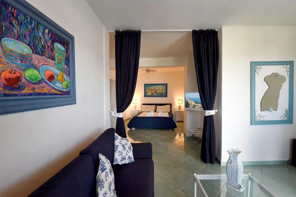 QUADRUPLE SEA VIEW Room, Relais Bijoux, Naples
