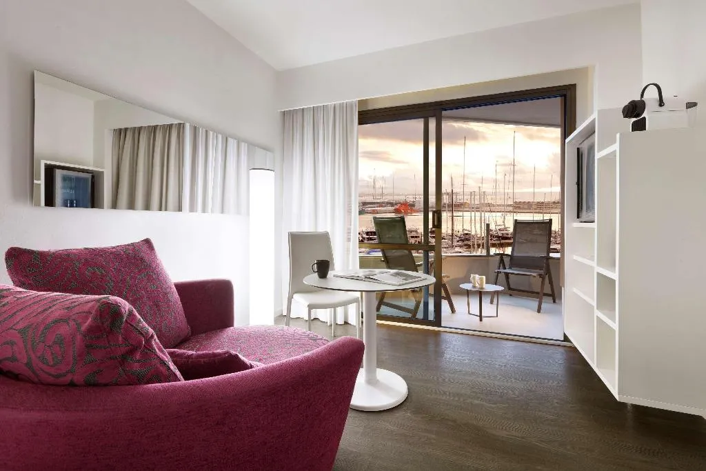 DOUBLE PREMIUM Room, Melia Palma Marina, Majorca