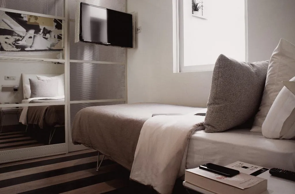 SINGLE STANDARD Room, room Select Sol, Madrid