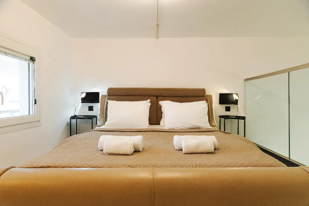 HOUSE DELUXE WITH BALCONY Room, Victoria Suites Corfu, Corfu