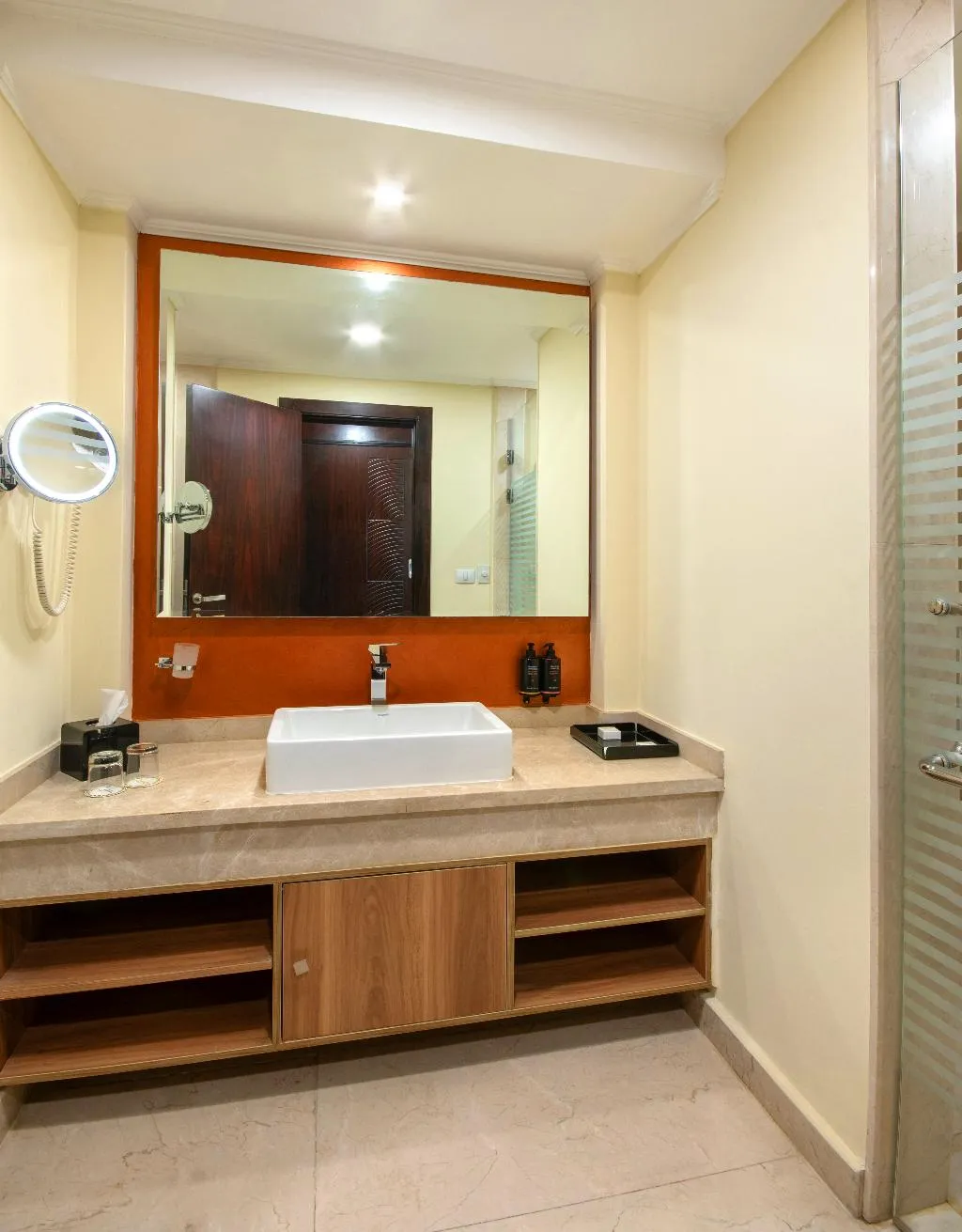 TWIN DELUXE POOL VIEW Room, Triumph Luxury Hotel, Cairo