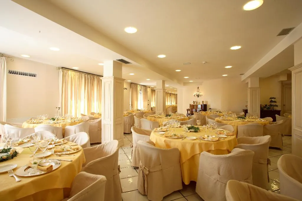 Restaurant, Hotel Villa Poseidon, Naples