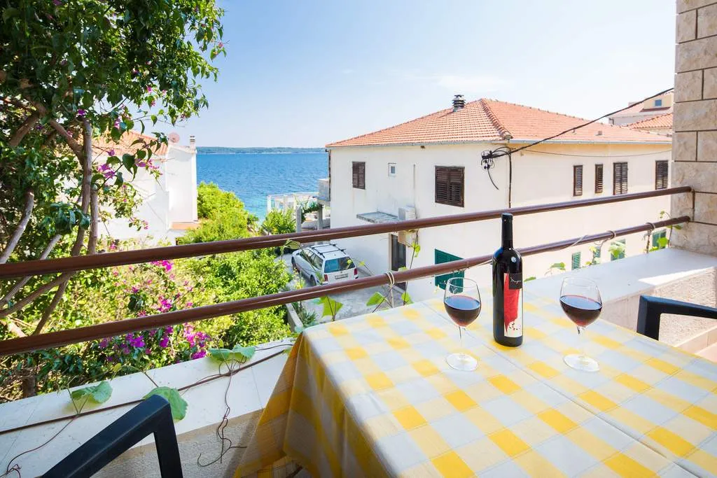 APARTMENT WITH BALCONY Room, Pansion Marjan, Split