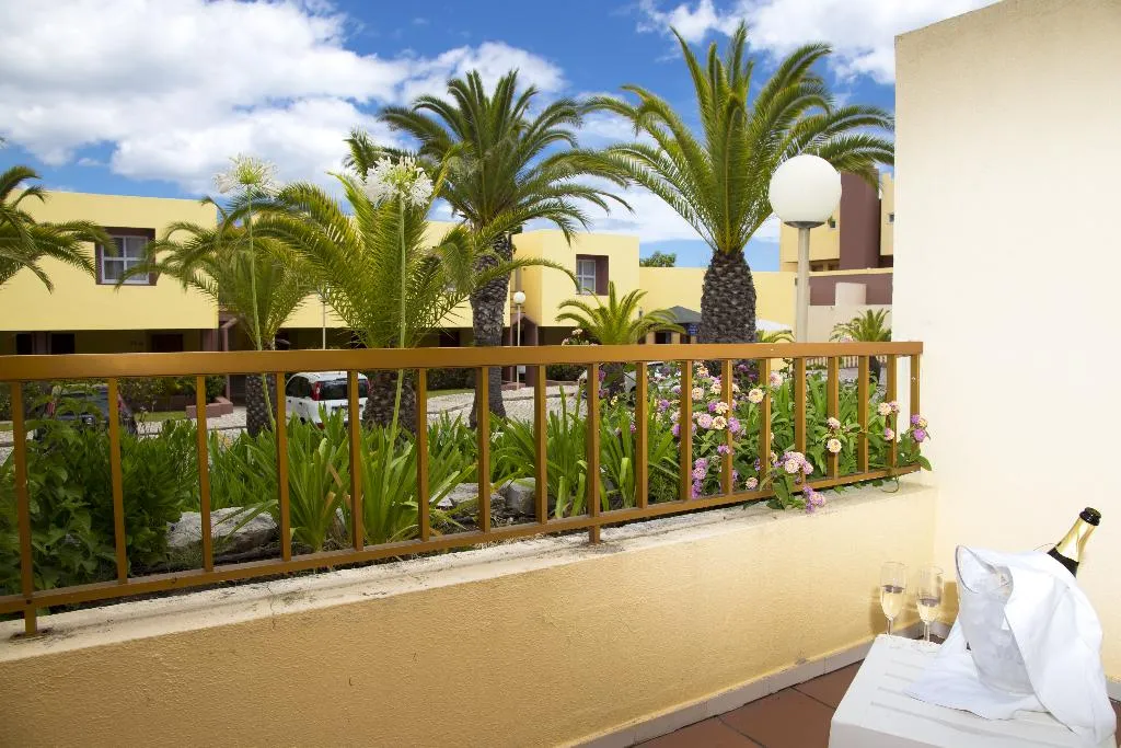 Room, Baia Cristal Beach & Spa Resort, Algarve