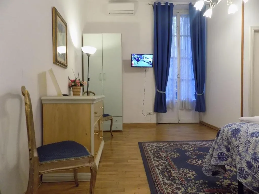 Room, Il Pitti Soggiorno, Florence